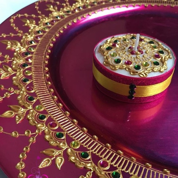 Are you guys interested to ordered design candle? - Picture 1 of 5